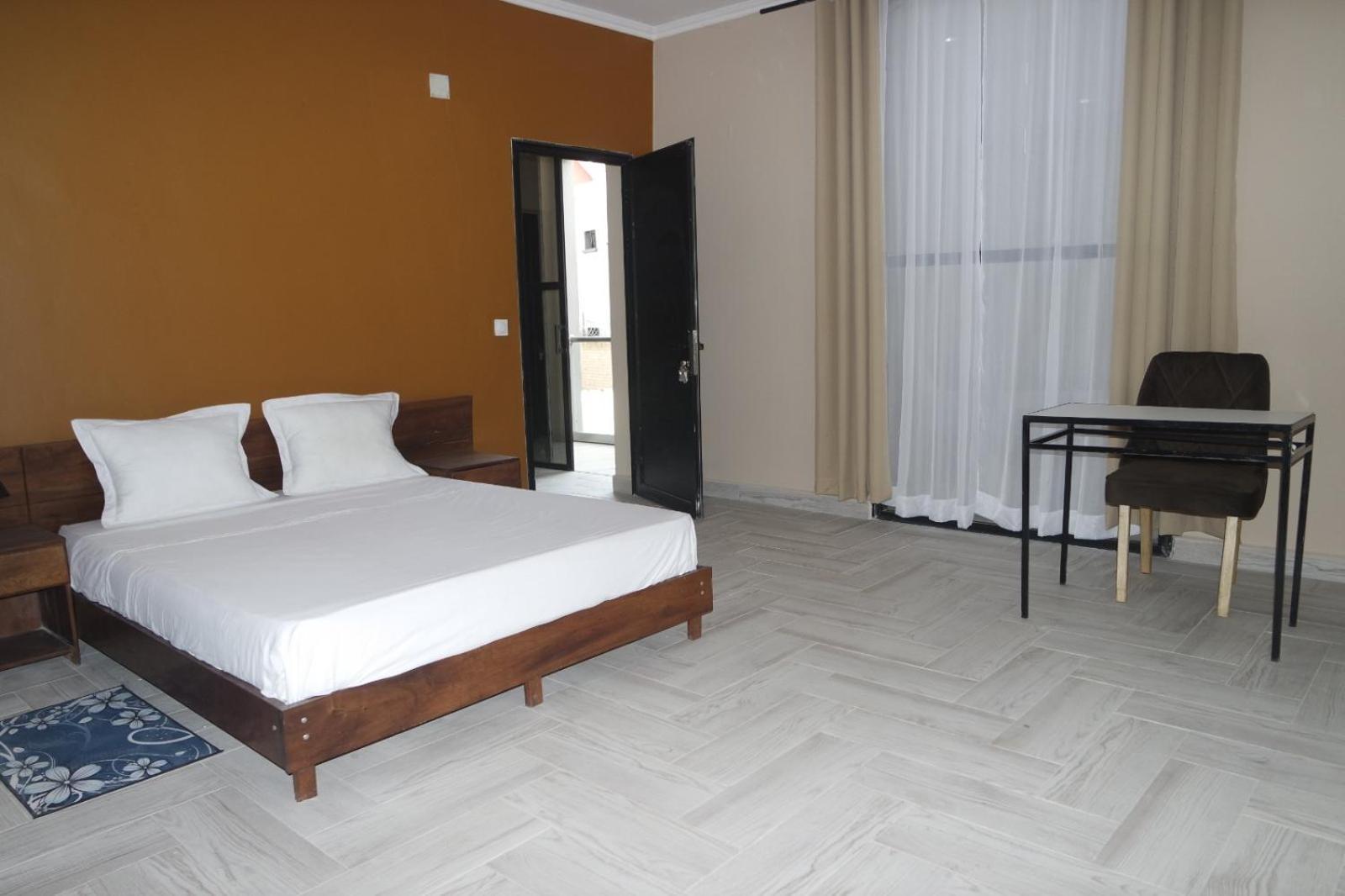 Guest House Nohfy Antananarivo Bagian luar foto